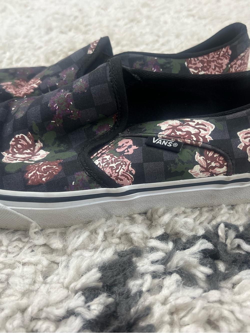 Vans Slip-On Checkerboard Floral Sneaker - Black/Pink/Green